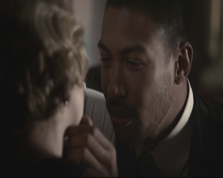 VampireDiariesWorld-dot-org_TheOriginals1x15LeGrandGuignol0547.jpg