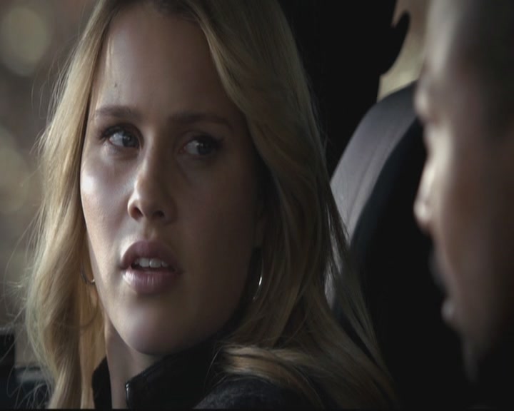 VampireDiariesWorld-dot-org_TheOriginals1x15LeGrandGuignol0616.jpg