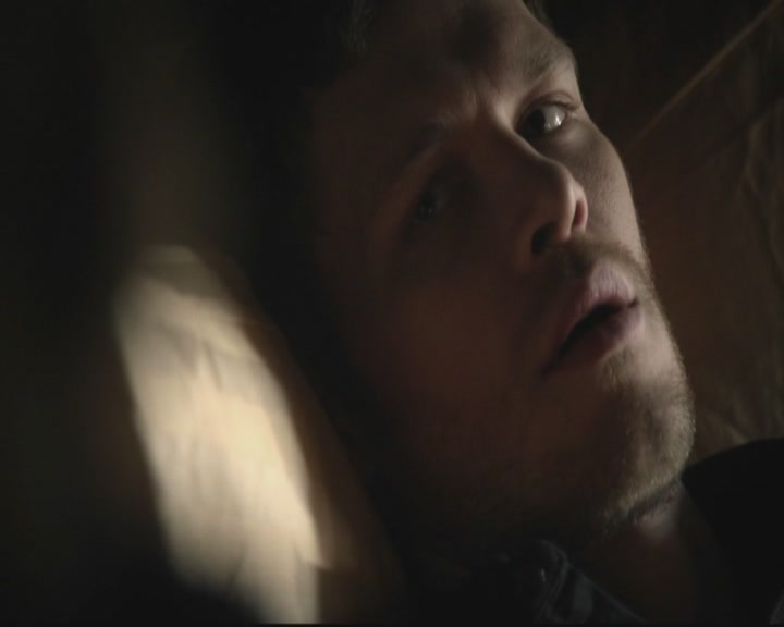 VampireDiariesWorld-dot-org_TheOriginals1x15LeGrandGuignol0630.jpg