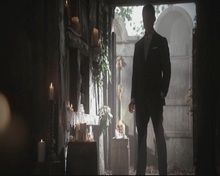 VampireDiariesWorld-dot-org_TheOriginals1x15LeGrandGuignol0658.jpg