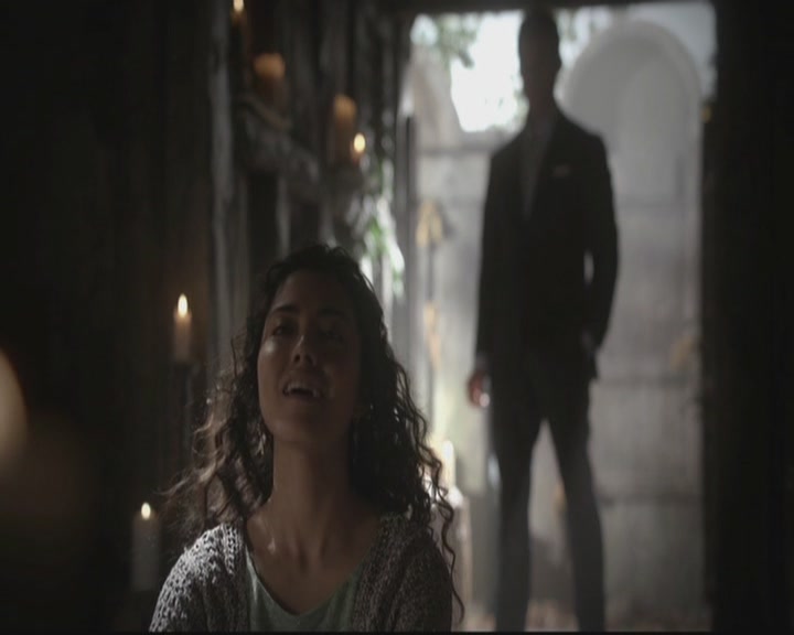 VampireDiariesWorld-dot-org_TheOriginals1x15LeGrandGuignol0661.jpg