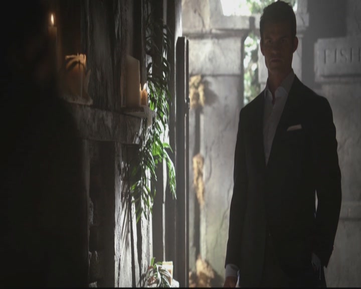 VampireDiariesWorld-dot-org_TheOriginals1x15LeGrandGuignol0669.jpg