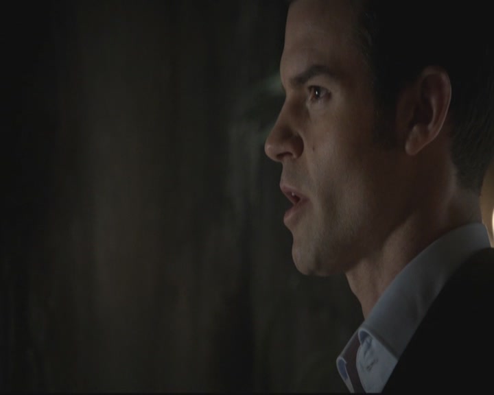 VampireDiariesWorld-dot-org_TheOriginals1x15LeGrandGuignol0678.jpg