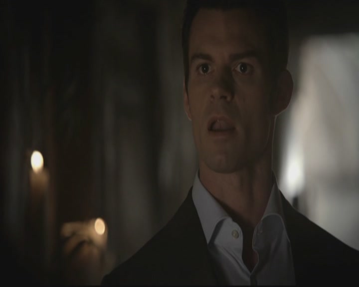 VampireDiariesWorld-dot-org_TheOriginals1x15LeGrandGuignol0689.jpg