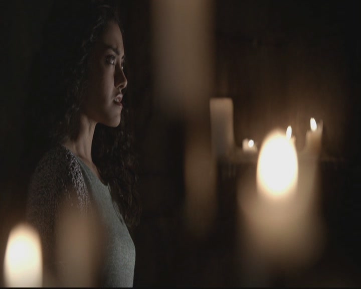 VampireDiariesWorld-dot-org_TheOriginals1x15LeGrandGuignol0690.jpg