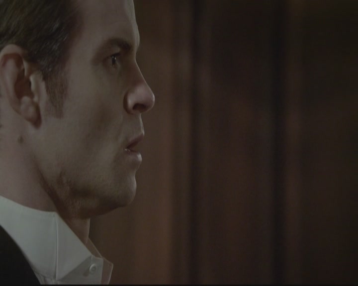 VampireDiariesWorld-dot-org_TheOriginals1x15LeGrandGuignol1232.jpg