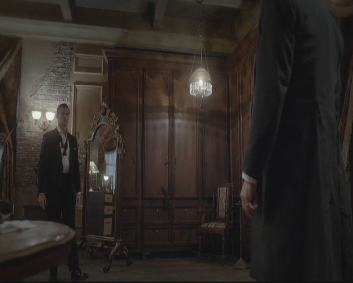 VampireDiariesWorld-dot-org_TheOriginals1x15LeGrandGuignol1235.jpg