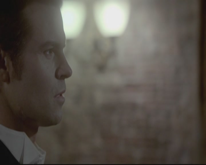 VampireDiariesWorld-dot-org_TheOriginals1x15LeGrandGuignol1240.jpg