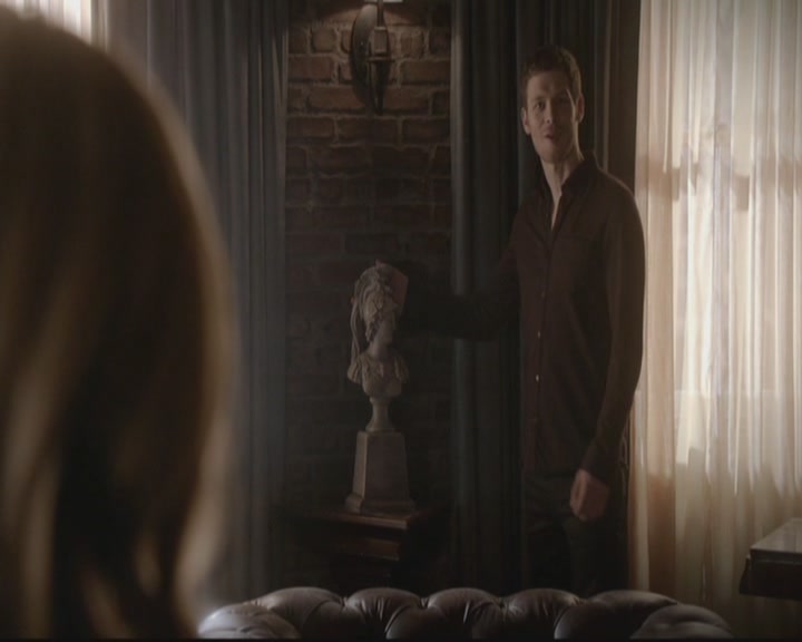 VampireDiariesWorld-dot-org_TheOriginals1x15LeGrandGuignol1389.jpg