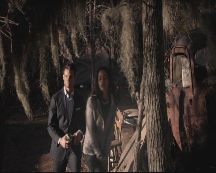 VampireDiariesWorld-dot-org_TheOriginals1x15LeGrandGuignol1481.jpg