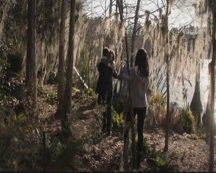 VampireDiariesWorld-dot-org_TheOriginals1x15LeGrandGuignol1523.jpg