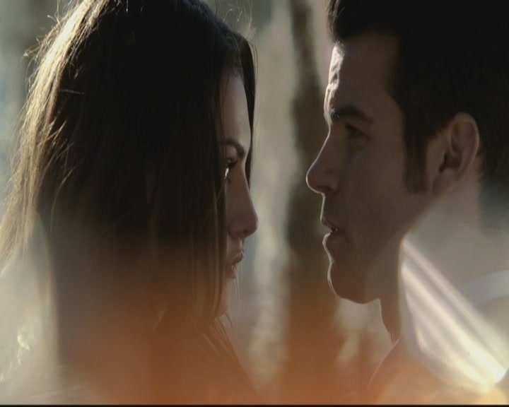VampireDiariesWorld-dot-org_TheOriginals1x15LeGrandGuignol1527.jpg