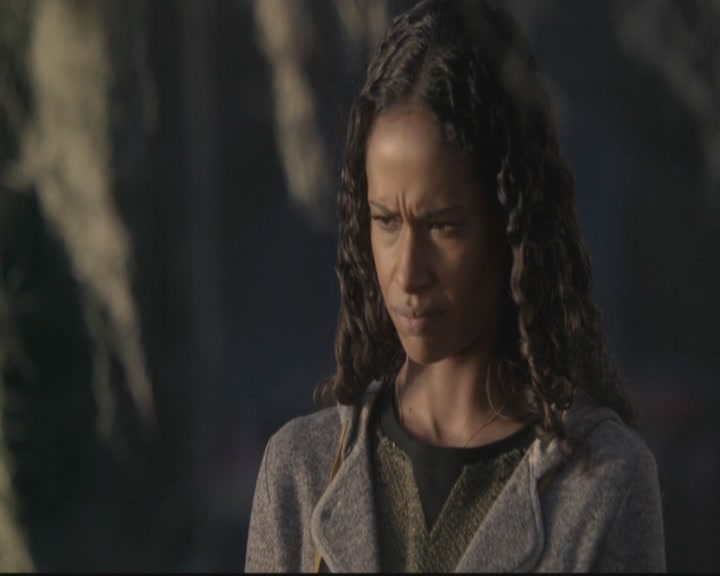 VampireDiariesWorld-dot-org_TheOriginals1x15LeGrandGuignol1576.jpg VampireDiariesWorld-dot-org_TheOriginals1x15LeGrandGuignol1576.jpg