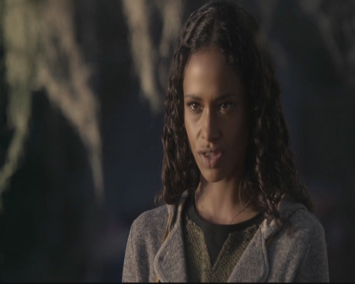 VampireDiariesWorld-dot-org_TheOriginals1x15LeGrandGuignol1579.jpg VampireDiariesWorld-dot-org_TheOriginals1x15LeGrandGuignol1579.jpg