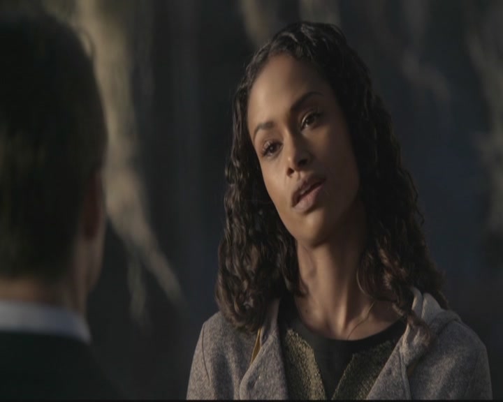 VampireDiariesWorld-dot-org_TheOriginals1x15LeGrandGuignol1598.jpg