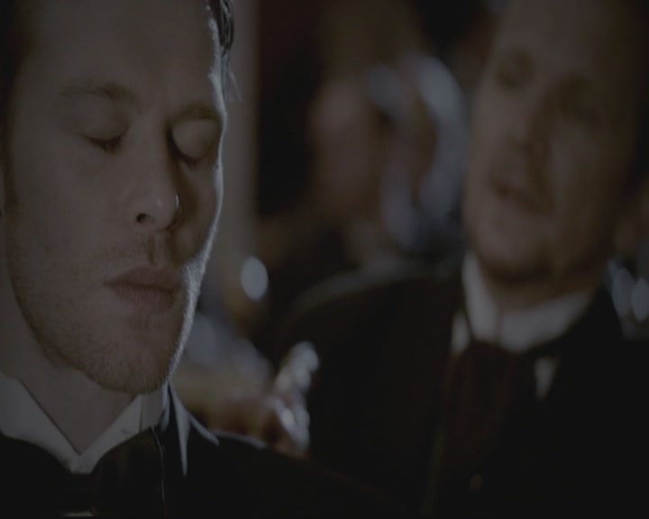 VampireDiariesWorld-dot-org_TheOriginals1x15LeGrandGuignol1680.jpg