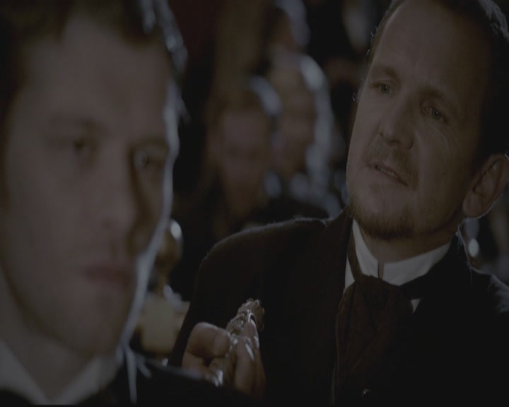 VampireDiariesWorld-dot-org_TheOriginals1x15LeGrandGuignol1684.jpg