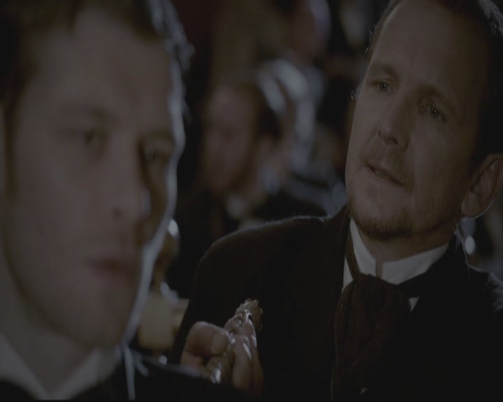 VampireDiariesWorld-dot-org_TheOriginals1x15LeGrandGuignol1686.jpg