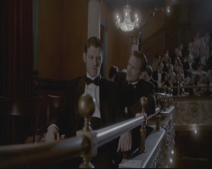 VampireDiariesWorld-dot-org_TheOriginals1x15LeGrandGuignol1697.jpg
