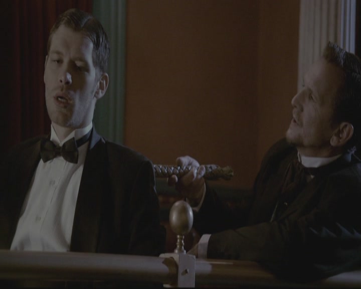 VampireDiariesWorld-dot-org_TheOriginals1x15LeGrandGuignol1713.jpg
