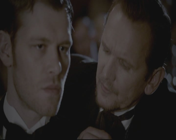 VampireDiariesWorld-dot-org_TheOriginals1x15LeGrandGuignol1721.jpg