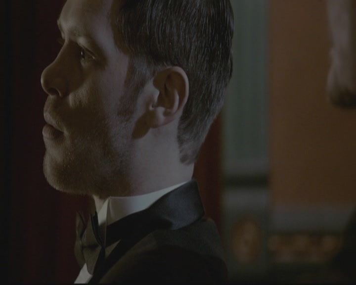 VampireDiariesWorld-dot-org_TheOriginals1x15LeGrandGuignol1737.jpg VampireDiariesWorld-dot-org_TheOriginals1x15LeGrandGuignol1737.jpg