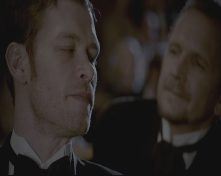 VampireDiariesWorld-dot-org_TheOriginals1x15LeGrandGuignol1746.jpg VampireDiariesWorld-dot-org_TheOriginals1x15LeGrandGuignol1746.jpg