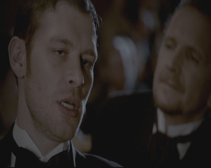 VampireDiariesWorld-dot-org_TheOriginals1x15LeGrandGuignol1750.jpg