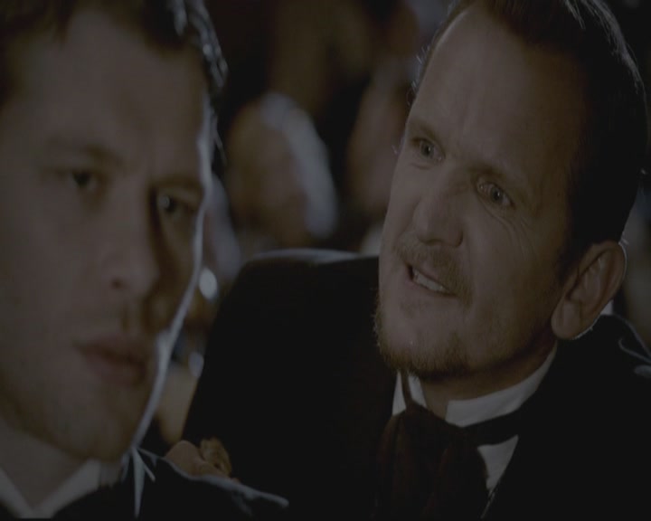 VampireDiariesWorld-dot-org_TheOriginals1x15LeGrandGuignol1775.jpg