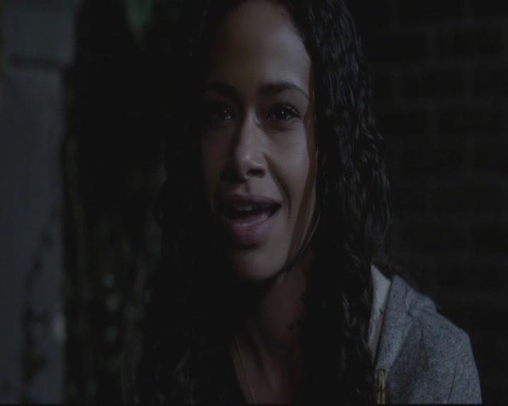 VampireDiariesWorld-dot-org_TheOriginals1x15LeGrandGuignol1952.jpg