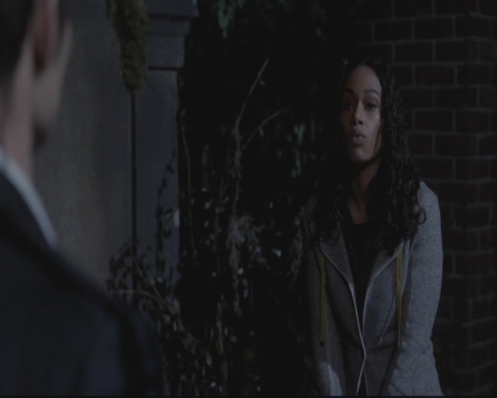 VampireDiariesWorld-dot-org_TheOriginals1x15LeGrandGuignol1958.jpg