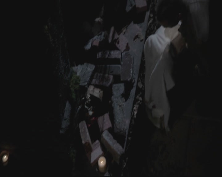 VampireDiariesWorld-dot-org_TheOriginals1x15LeGrandGuignol1984.jpg