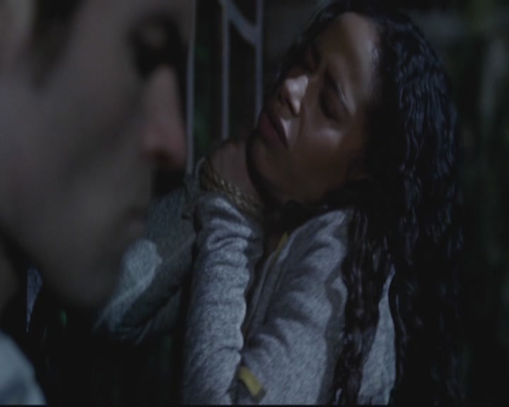 VampireDiariesWorld-dot-org_TheOriginals1x15LeGrandGuignol2056.jpg