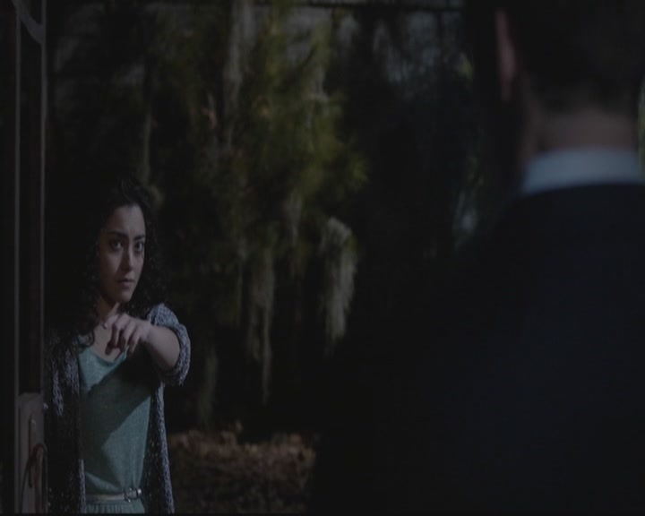 VampireDiariesWorld-dot-org_TheOriginals1x15LeGrandGuignol2080.jpg