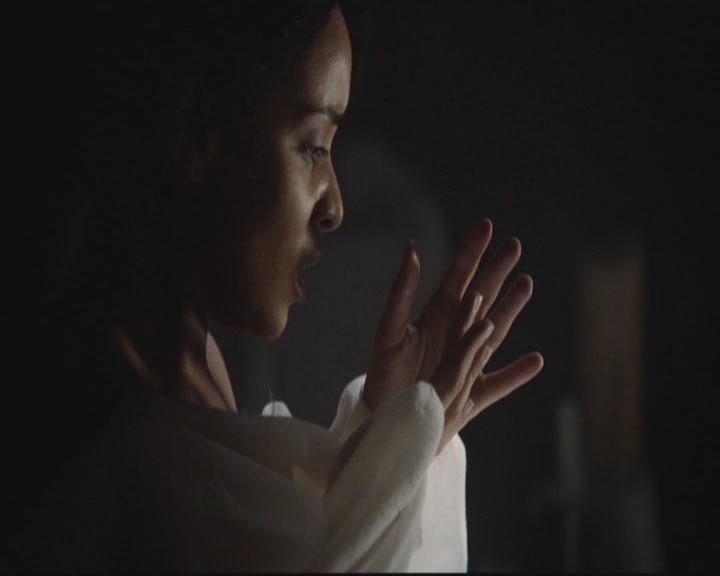 VampireDiariesWorld-dot-org_TheOriginals1x15LeGrandGuignol2100.jpg