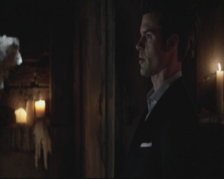 VampireDiariesWorld-dot-org_TheOriginals1x15LeGrandGuignol2115.jpg VampireDiariesWorld-dot-org_TheOriginals1x15LeGrandGuignol2115.jpg