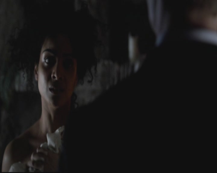 VampireDiariesWorld-dot-org_TheOriginals1x15LeGrandGuignol2124.jpg