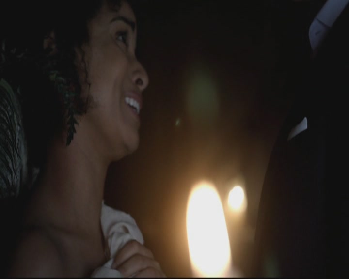 VampireDiariesWorld-dot-org_TheOriginals1x15LeGrandGuignol2130.jpg VampireDiariesWorld-dot-org_TheOriginals1x15LeGrandGuignol2130.jpg