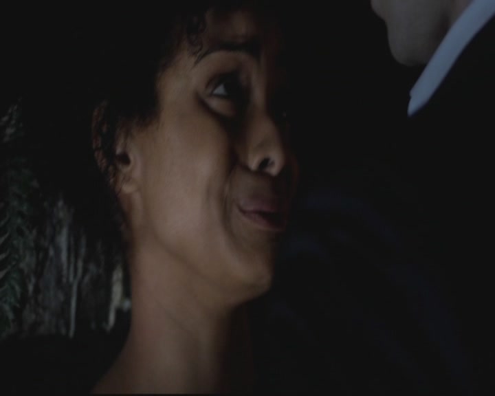 VampireDiariesWorld-dot-org_TheOriginals1x15LeGrandGuignol2133.jpg VampireDiariesWorld-dot-org_TheOriginals1x15LeGrandGuignol2133.jpg