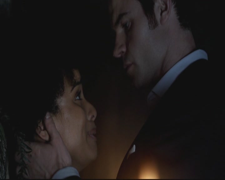 VampireDiariesWorld-dot-org_TheOriginals1x15LeGrandGuignol2135.jpg