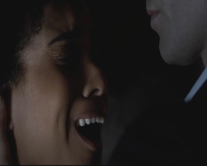 VampireDiariesWorld-dot-org_TheOriginals1x15LeGrandGuignol2139.jpg