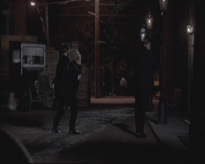 VampireDiariesWorld-dot-org_TheOriginals1x15LeGrandGuignol2213.jpg