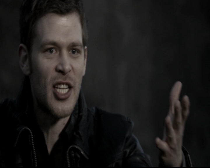 VampireDiariesWorld-dot-org_TheOriginals1x16FarewellToStoryville0605.jpg