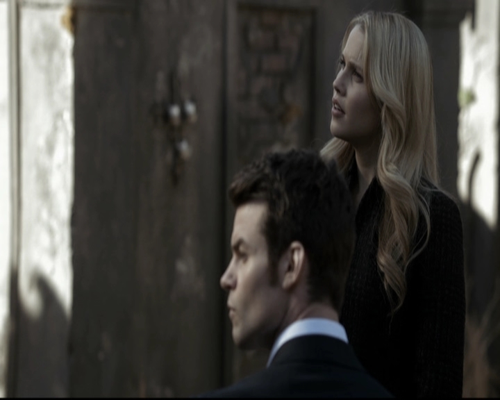 VampireDiariesWorld-dot-org_TheOriginals1x16FarewellToStoryville0606.jpg