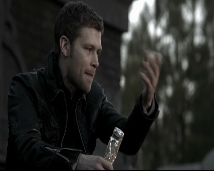 VampireDiariesWorld-dot-org_TheOriginals1x16FarewellToStoryville0609.jpg