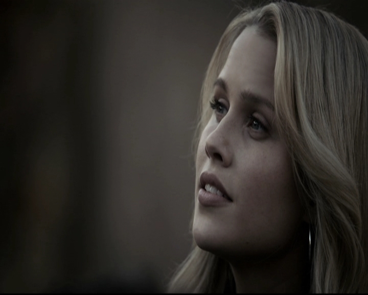 VampireDiariesWorld-dot-org_TheOriginals1x16FarewellToStoryville0629.jpg
