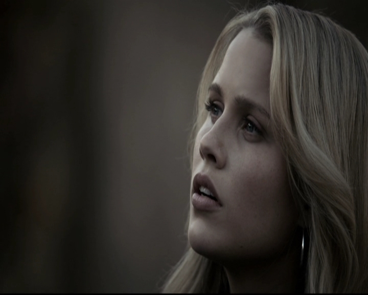 VampireDiariesWorld-dot-org_TheOriginals1x16FarewellToStoryville0633.jpg