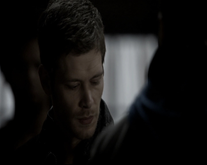 VampireDiariesWorld-dot-org_TheOriginals1x16FarewellToStoryville1971.jpg