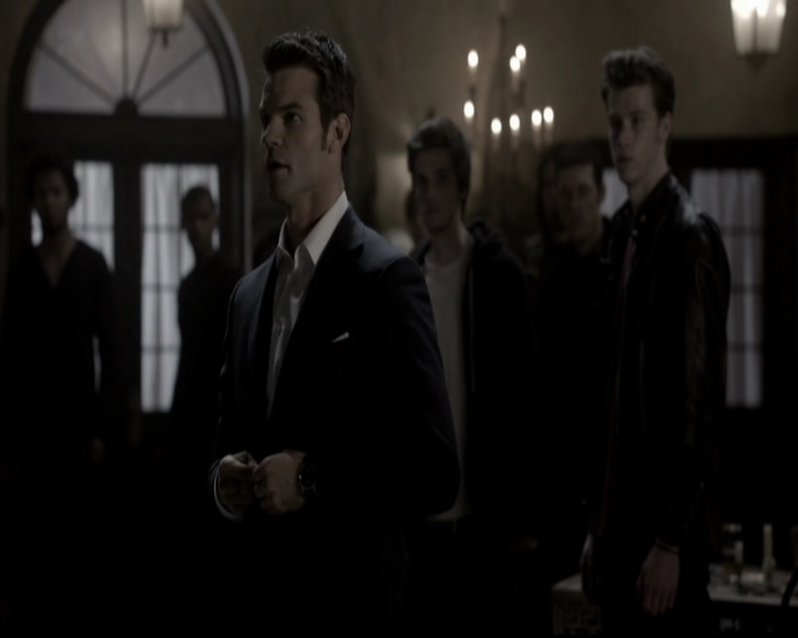 VampireDiariesWorld-dot-org_TheOriginals1x16FarewellToStoryville1987.jpg
