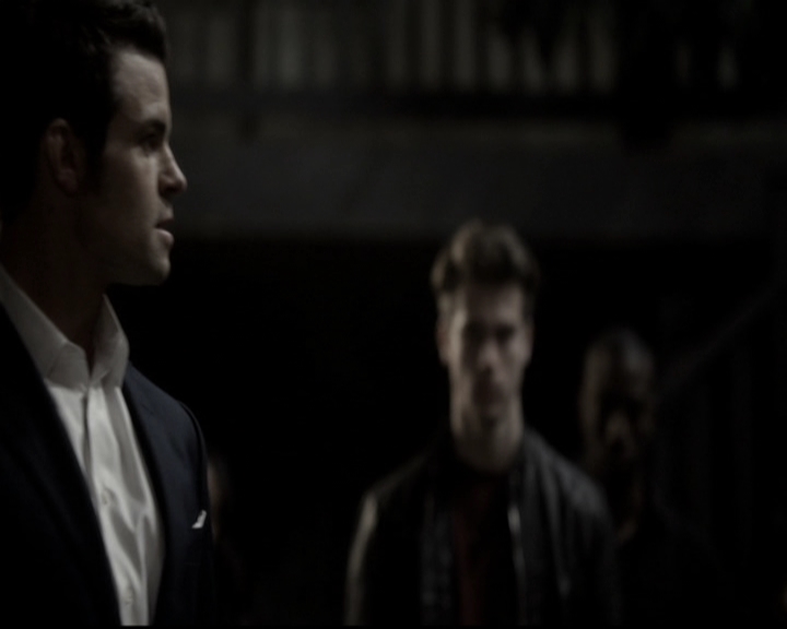VampireDiariesWorld-dot-org_TheOriginals1x16FarewellToStoryville2001.jpg